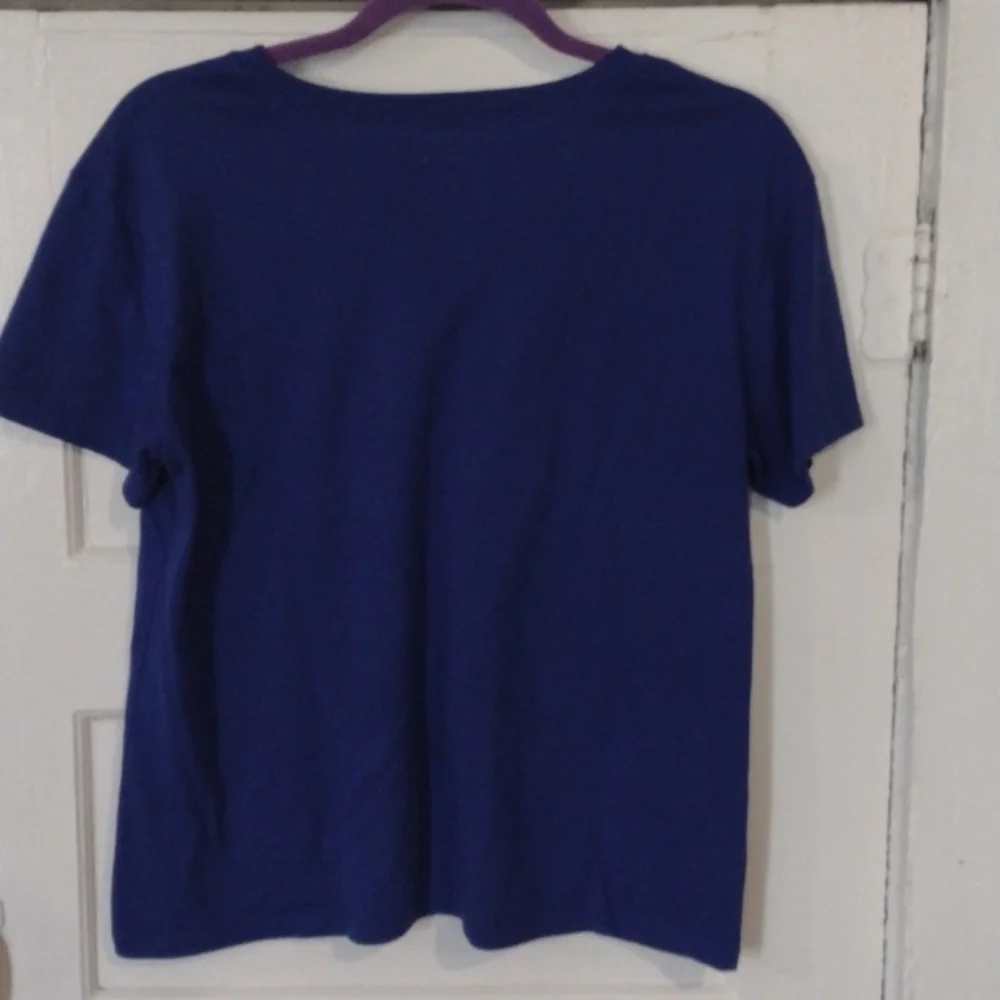 Weekend Tee - Picture 2 of 3